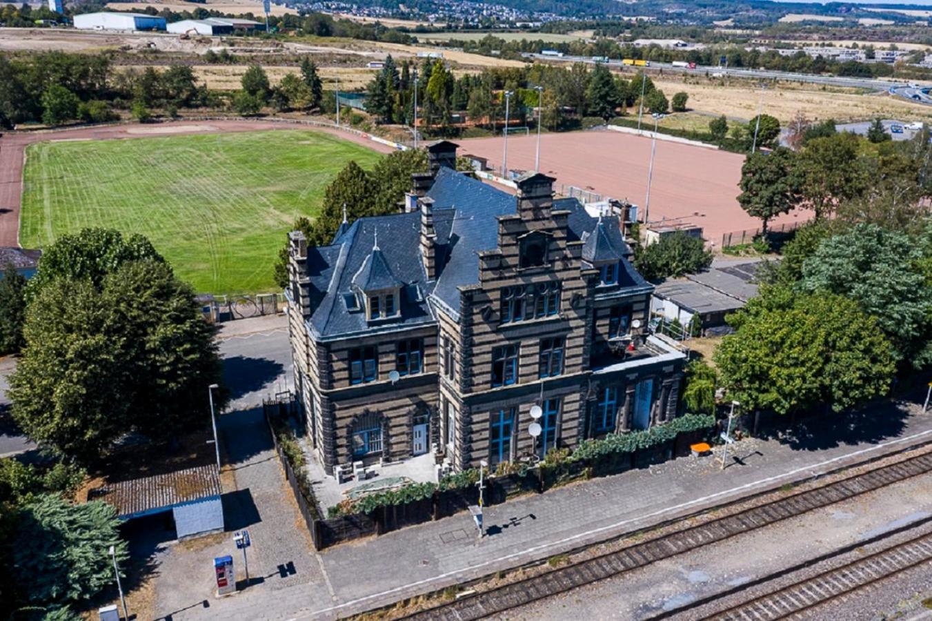 Wohnen Wie Im Schloss - Alter Bahnhof Von Kruft ภายนอก รูปภาพ